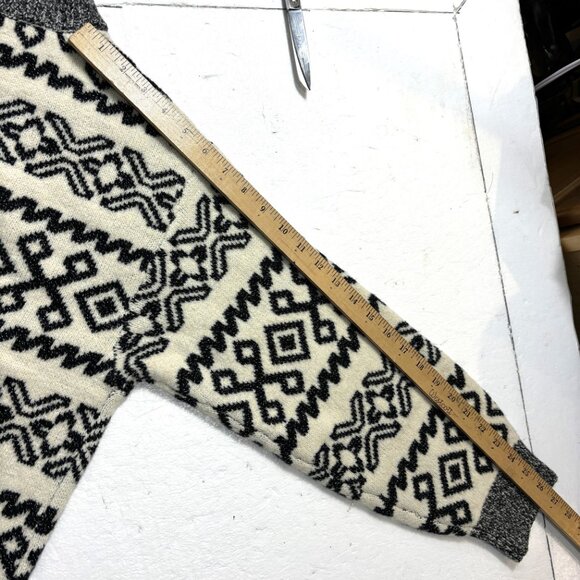 Christmas Holiday Sweater “Cheers” on front - A New Day NWOT - Picture 11 of 15